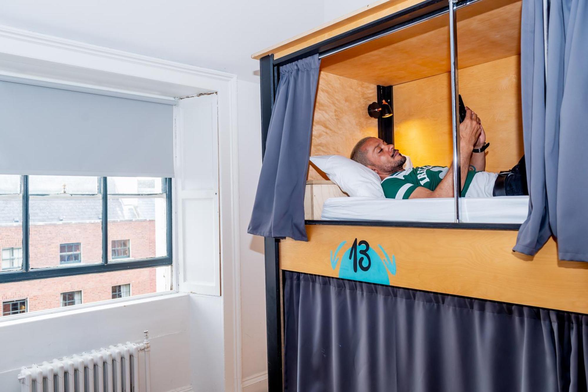 Leevin Hostel George Dublin Eksteriør billede