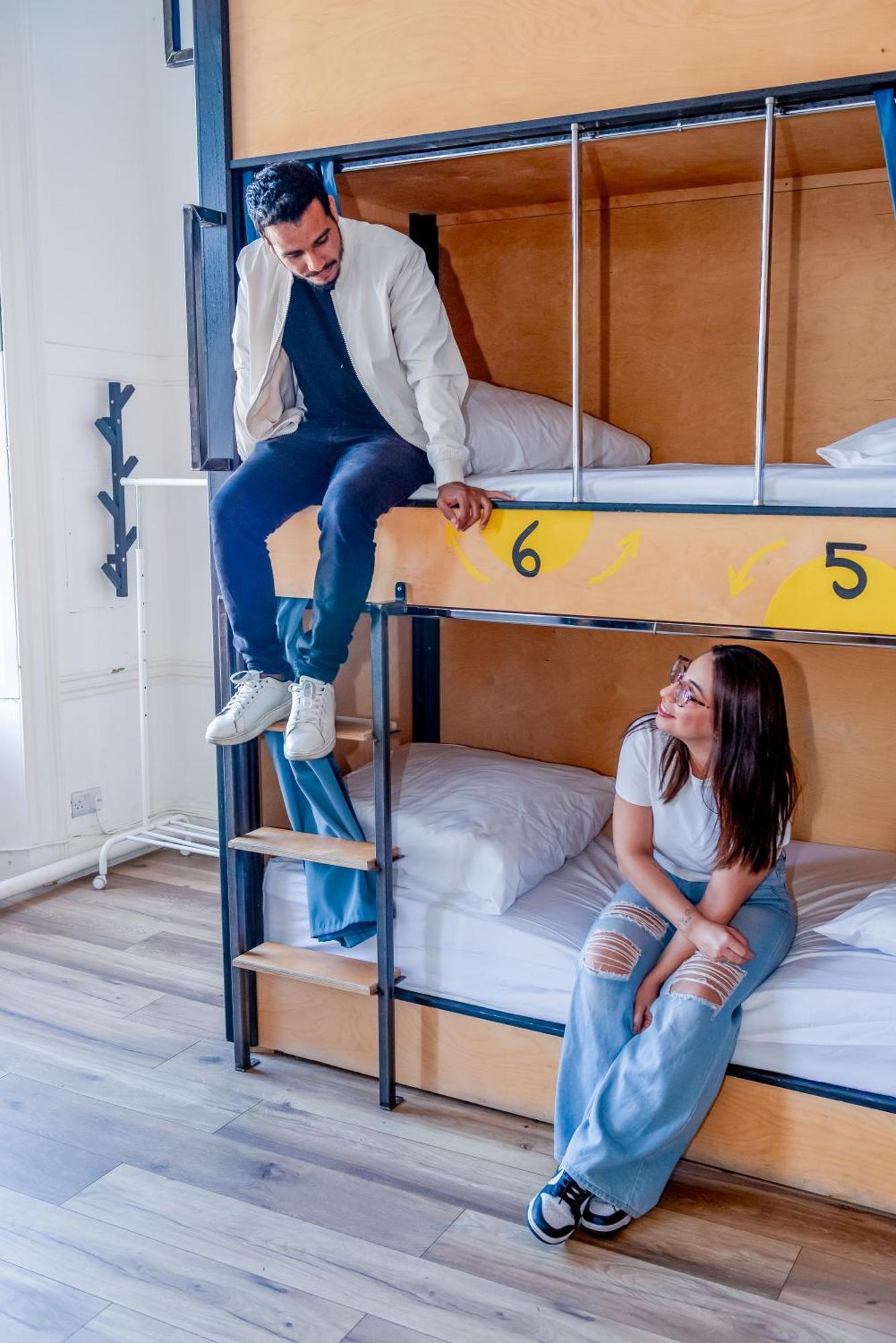 Leevin Hostel George Dublin Eksteriør billede
