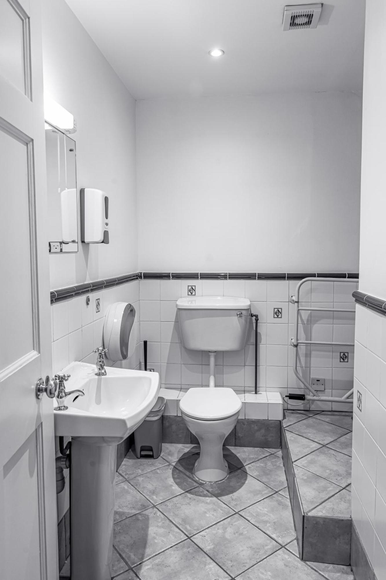Leevin Hostel George Dublin Eksteriør billede